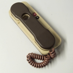 Domácí telefon Tesla 4FP 110 36 31 4+n vodičů - NOS