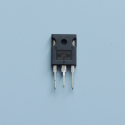 N-MOSFET tranzistor IRFPC50