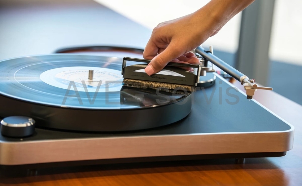 VINYL Čistící kartáček na LP - AUDIOQUEST