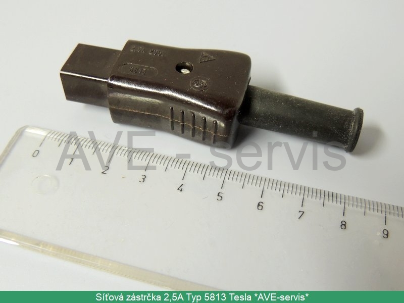 Síťová zásuvka 2,5A 5813